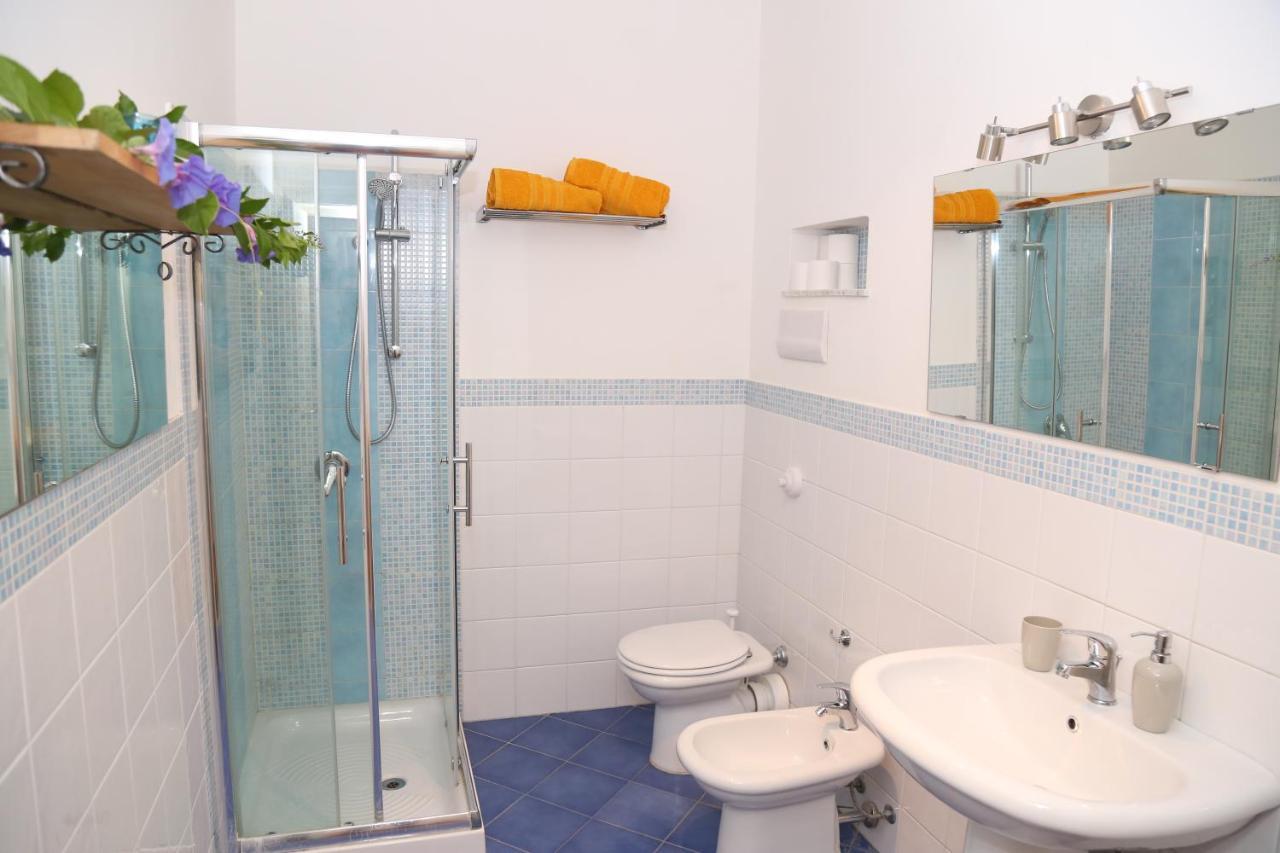 Casa Lorenzo Apartment Porticello Ngoại thất bức ảnh